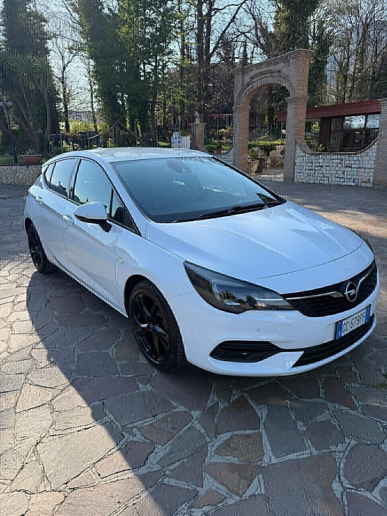 Opel Astra GS Line berlina 1.5 Diesel anno 09-2020