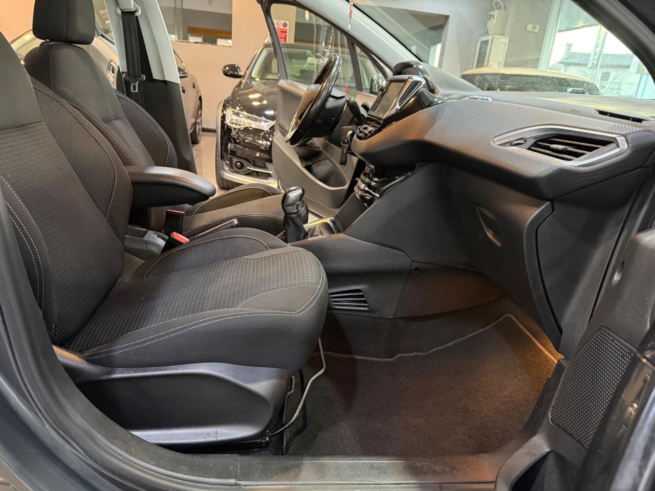 Peugeot 208 1.2 Access 82cv DISTRIBUZIONE FATTA !!
