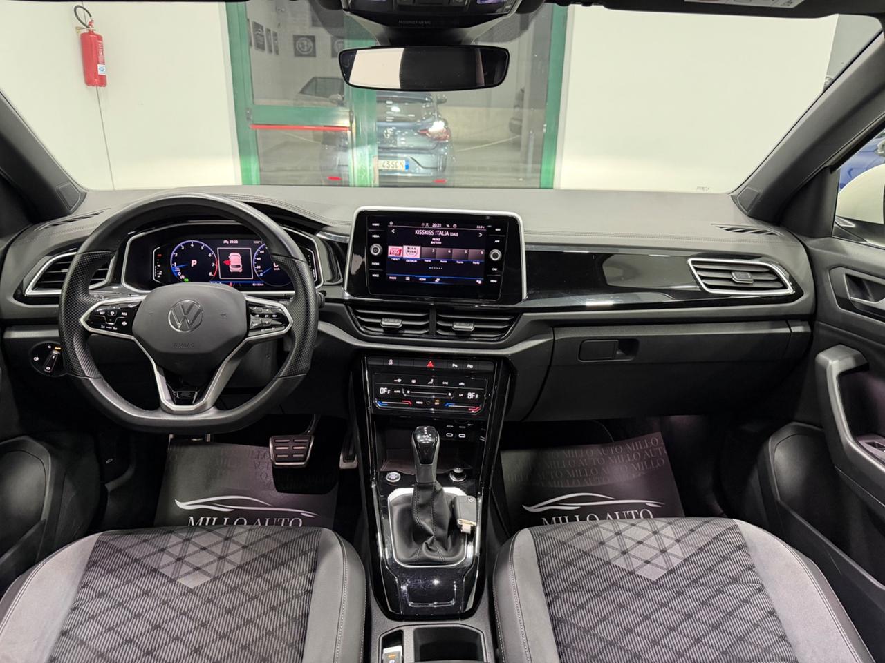Volkswagen T-Roc 1.5 TSI ACT DSG R-Line
