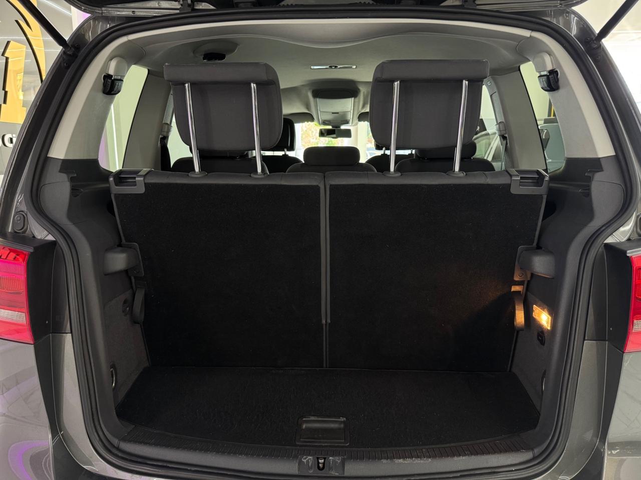 Volkswagen Touran 7 POSTI 1.6 TDI Comfortline Full Opt