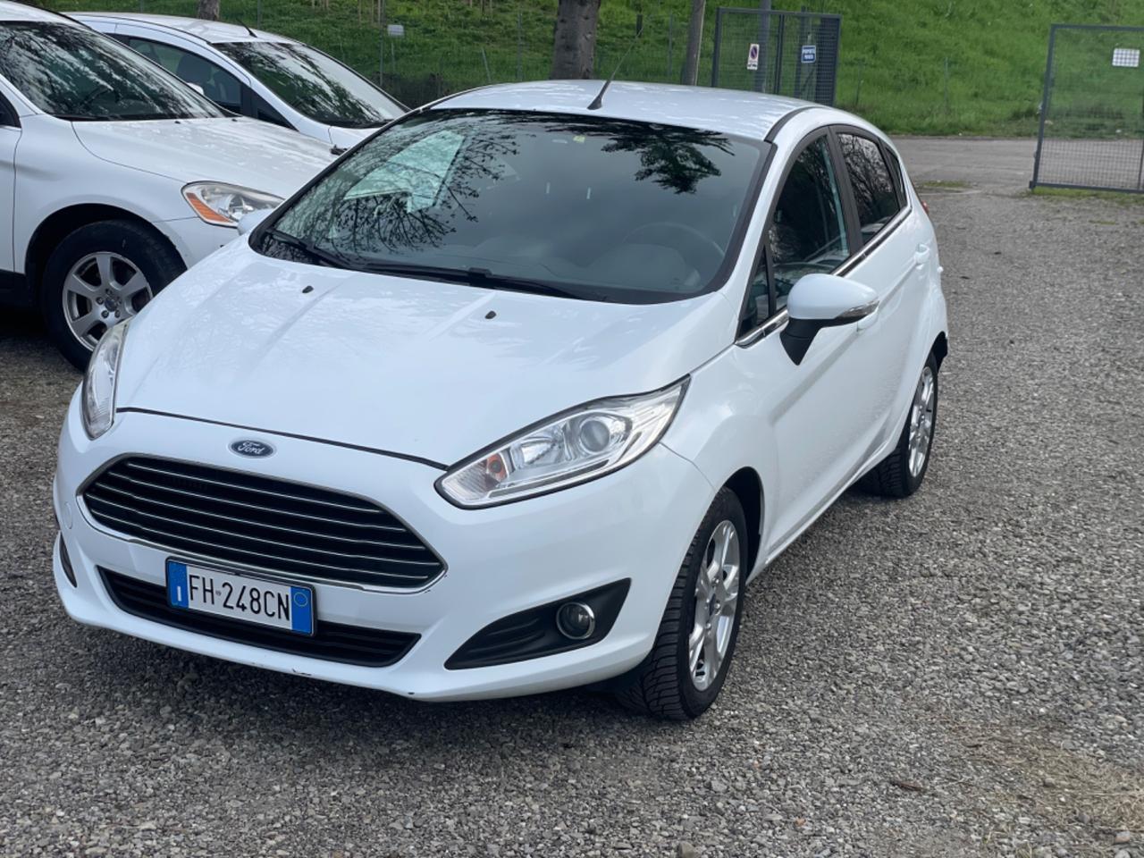 Ford Fiesta 1.5 TDCi 75CV 5 porte Titanium