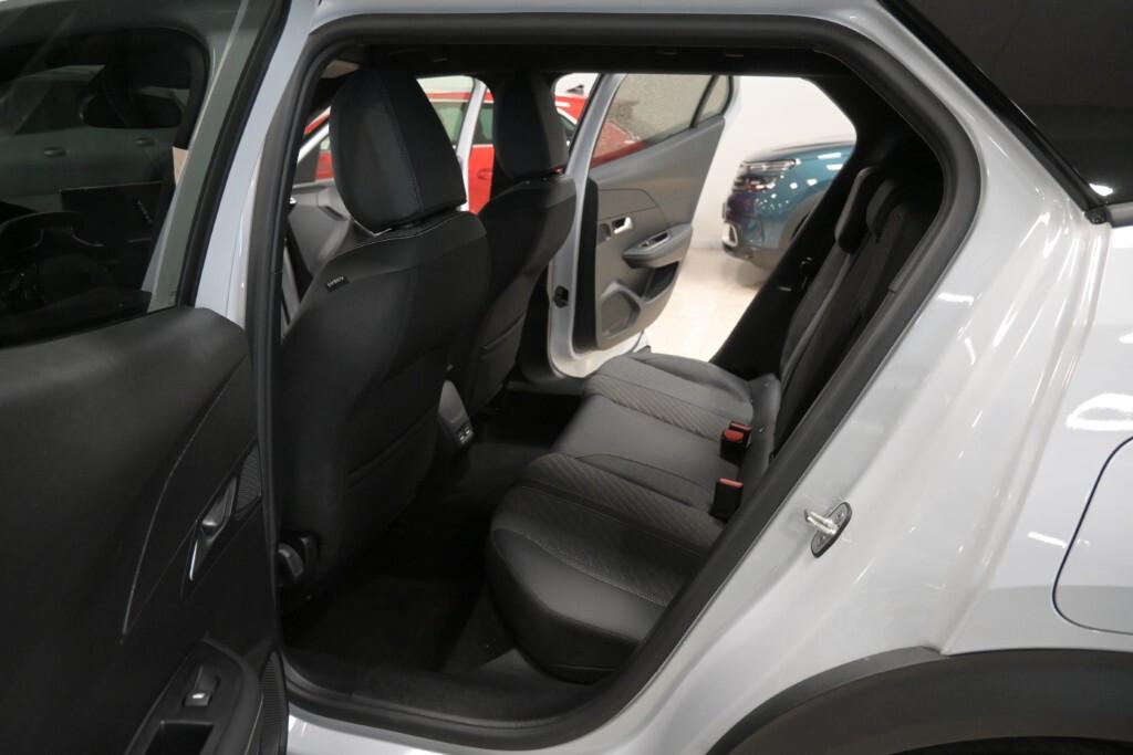 PEUGEOT 2008 1.2 100CV ALLURE *2025