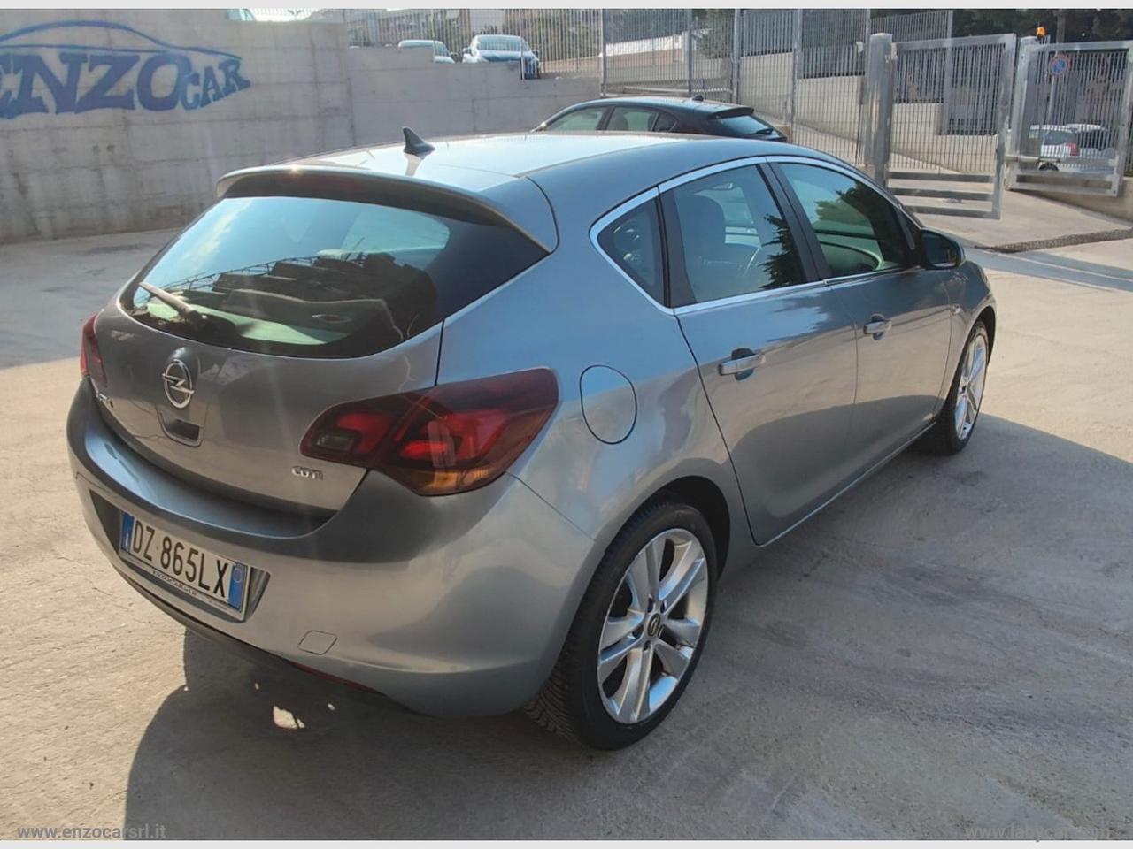 OPEL Astra 1.7 CDTI 110 CV 5p. Cosmo UNIPROPRIETARIO