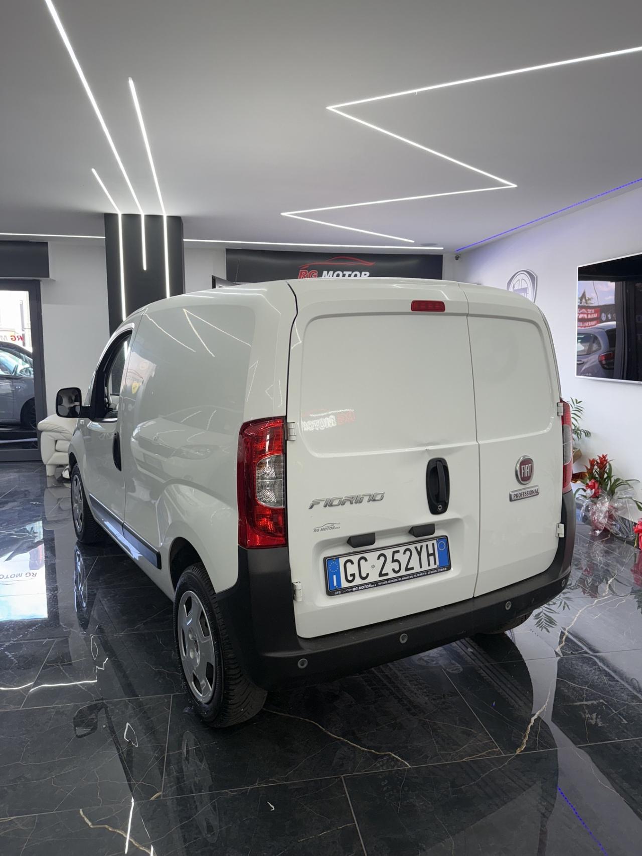 Fiat Fiorino 1.3 MJT 95CV Combinato Adventure