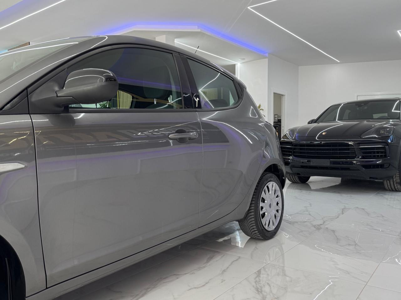 Lancia Ypsilon 1.2 69 CV 5 GPL Platinum