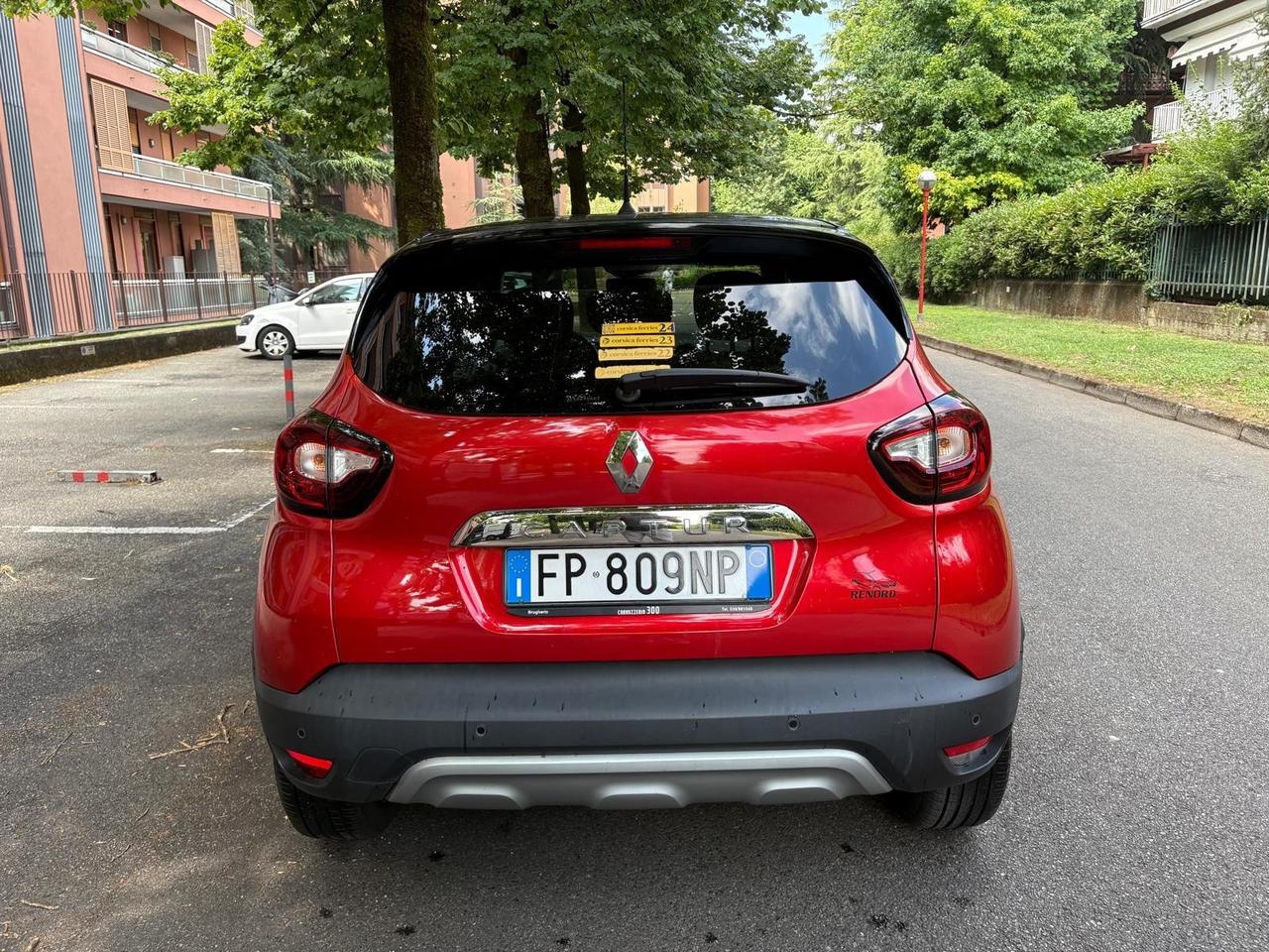 Renault Captur dCi 8V 90 CV EDC Start&Stop Sport Edition2
