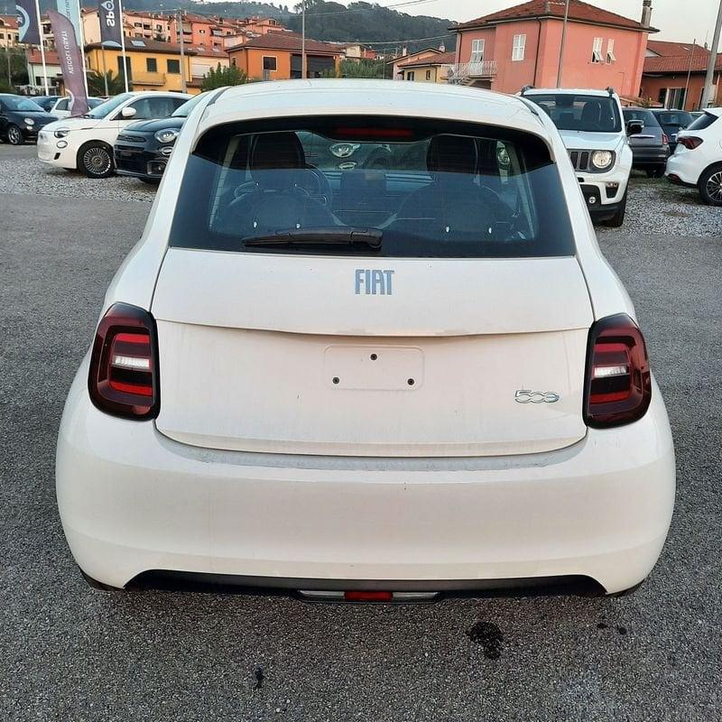 FIAT 500 Action Berlina 190 24 KWH