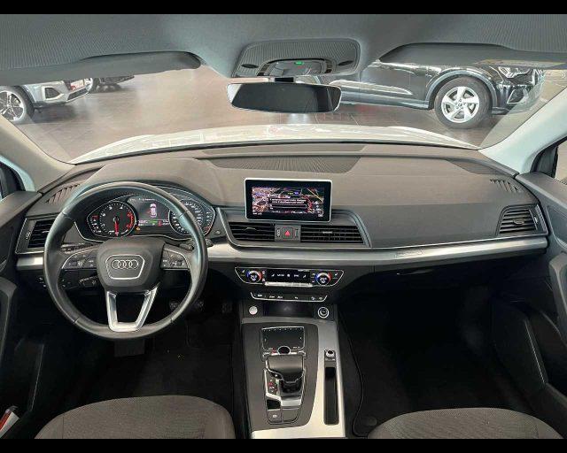 AUDI Q5 35 TDI quattro S tronic Business Design