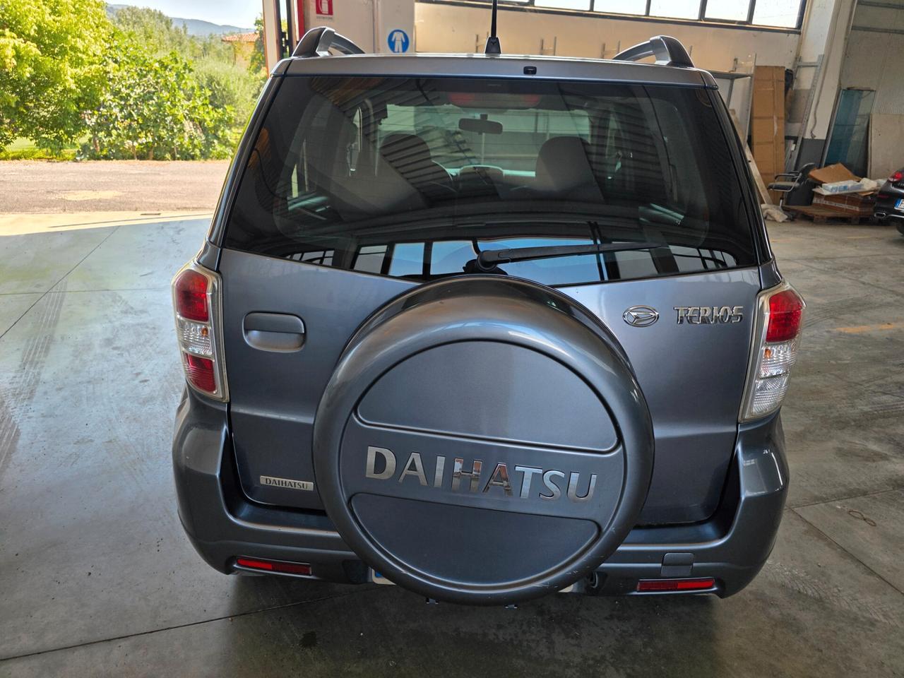 Daihatsu Terios 1.5 4WD B You O/F Five GPL