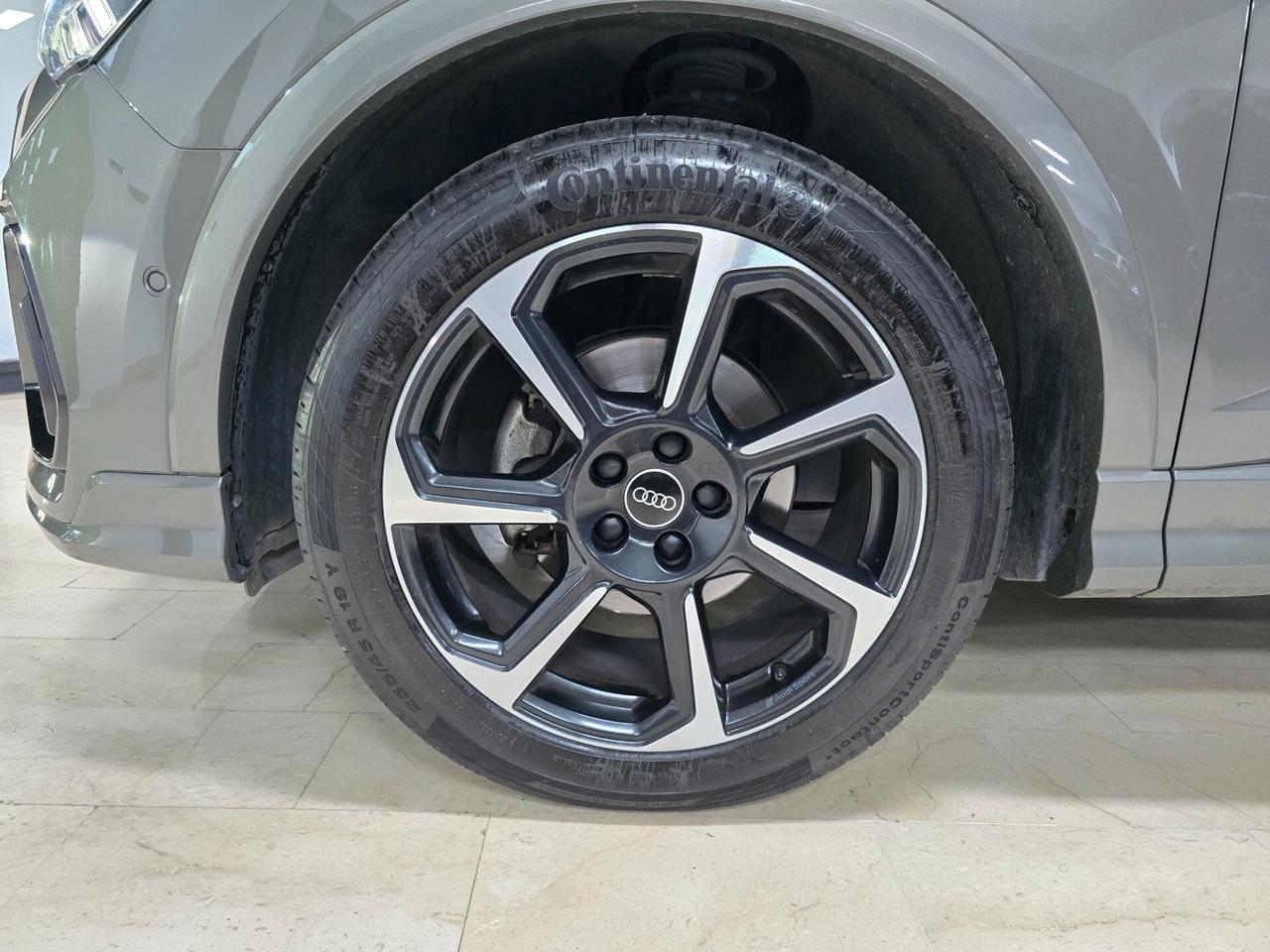 Audi Q3 SPB 35 TDI S tronic line