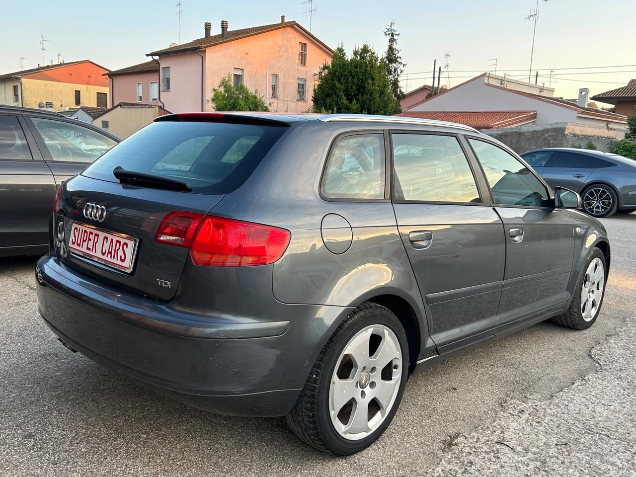 Audi A3 2.0TDI 140CV Attraction NEOPATENTATI