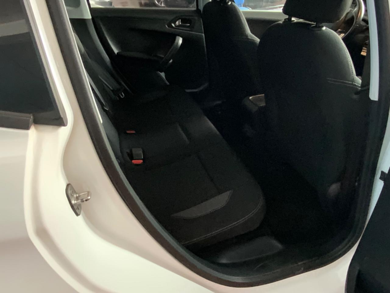 Peugeot 2008 BlueHDi 75 Access