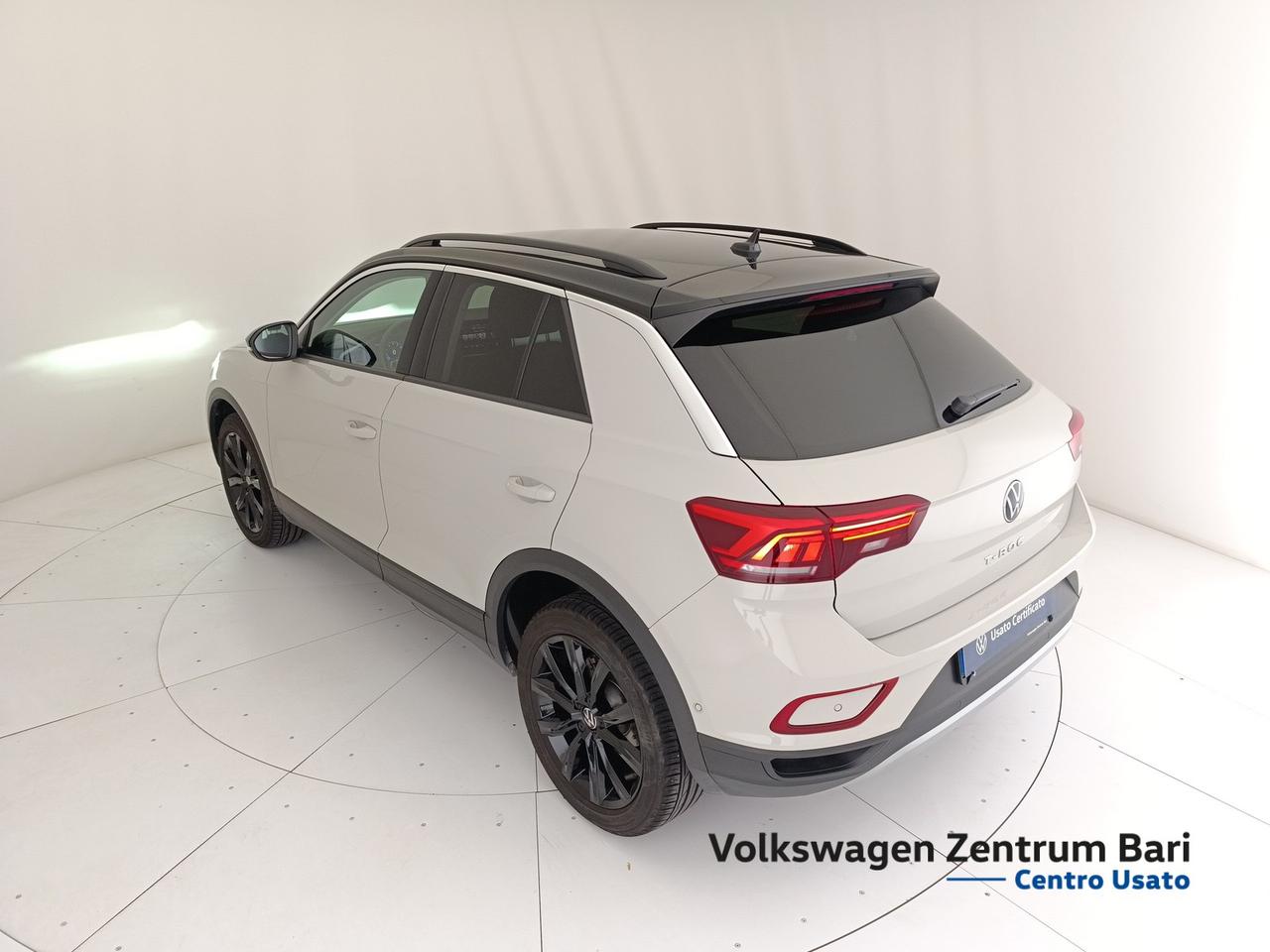 Volkswagen T-Roc 1.0 tsi sport