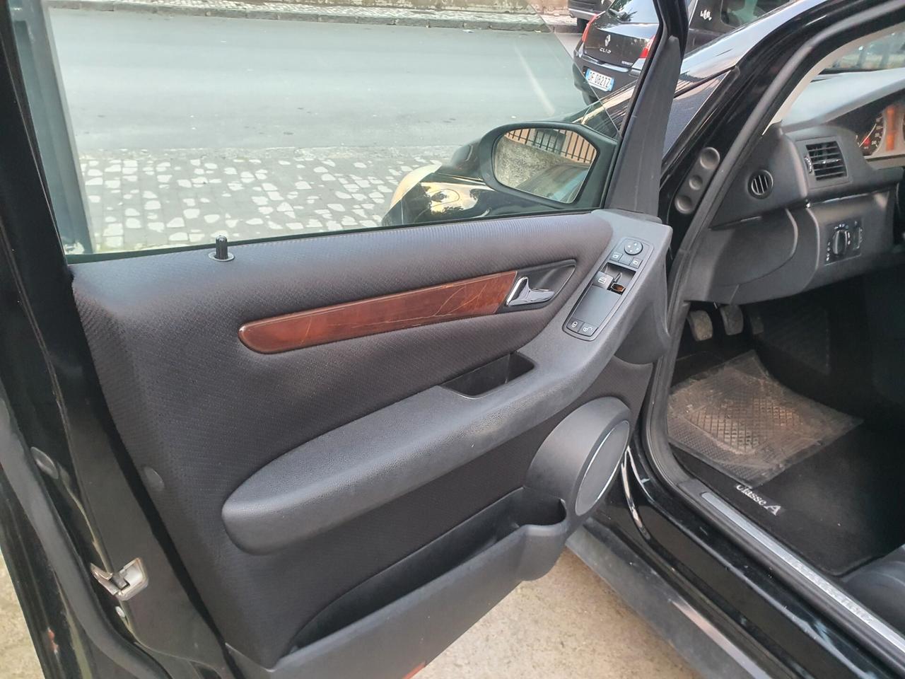 Mercedes-benz B 180 CDI