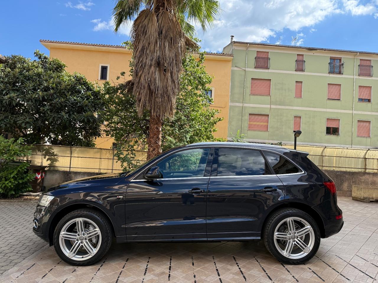 Audi Q5 3.0 V6 TDI quattro S tronic S-Line