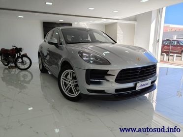 PORSCHE Macan 2.0