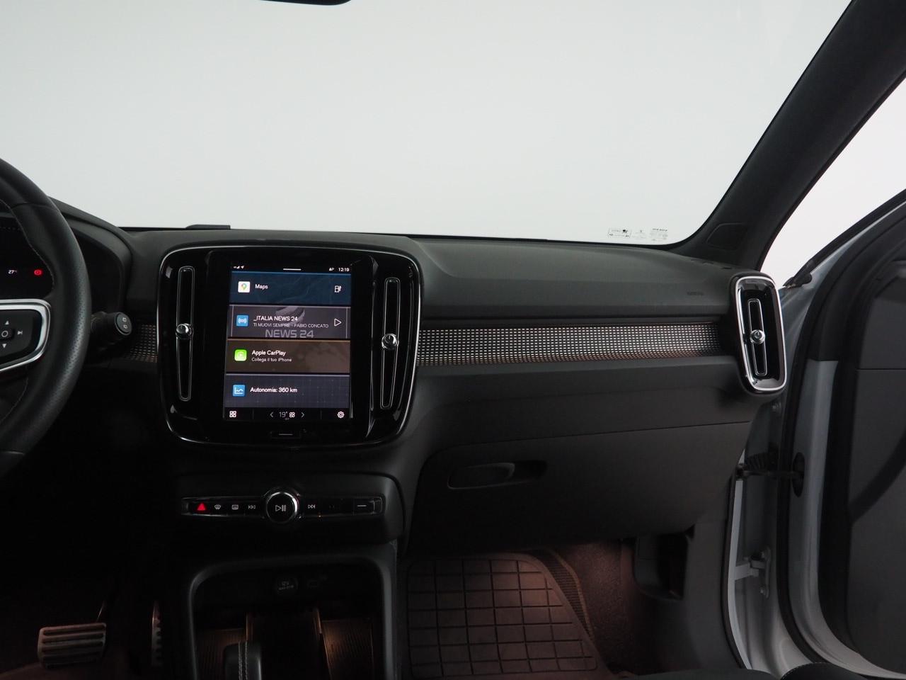 VOLVO XC40 Recharge RDesign P8 AWD AUT