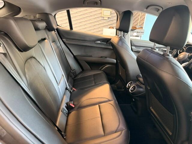 Alfa Romeo Stelvio 2.2 Turbodiesel 160 CV AT8 RWD Business