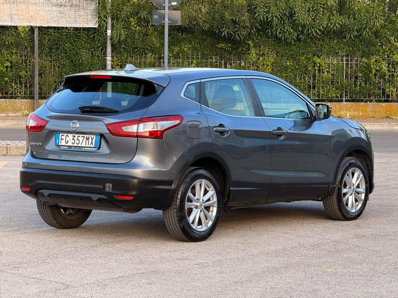 Nissan Qashqai Automatico GARANZIA 12 mesi