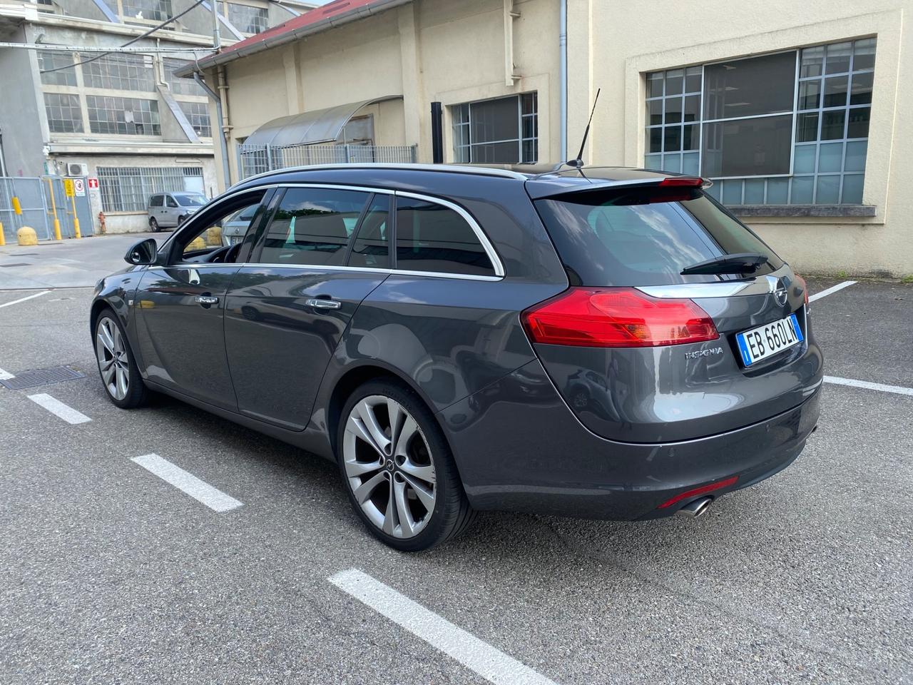 Opel Insignia 1.6 Turbo 180CV Sports Tourer Cosmo