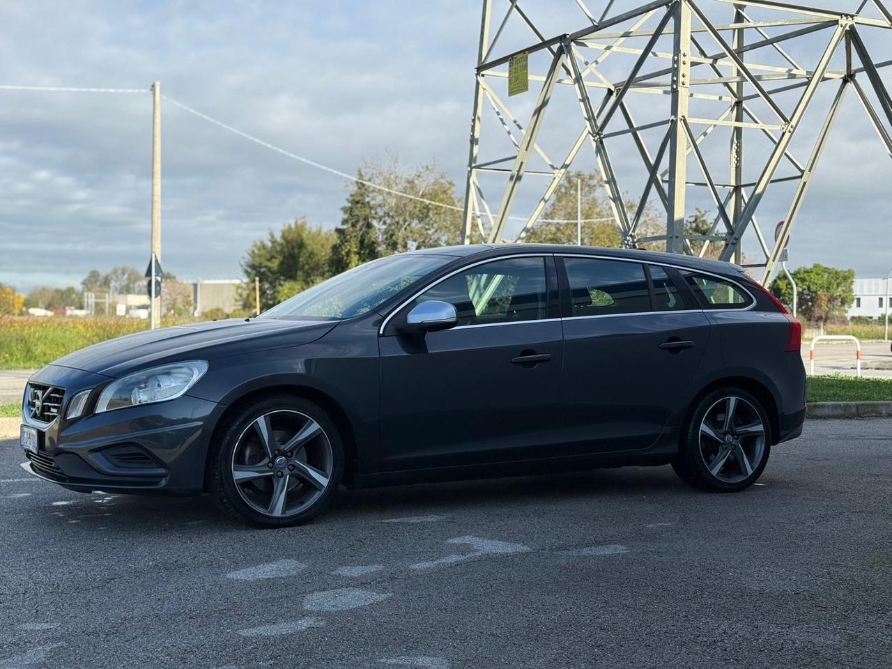 Volvo V60 D5 Geartronic R-design