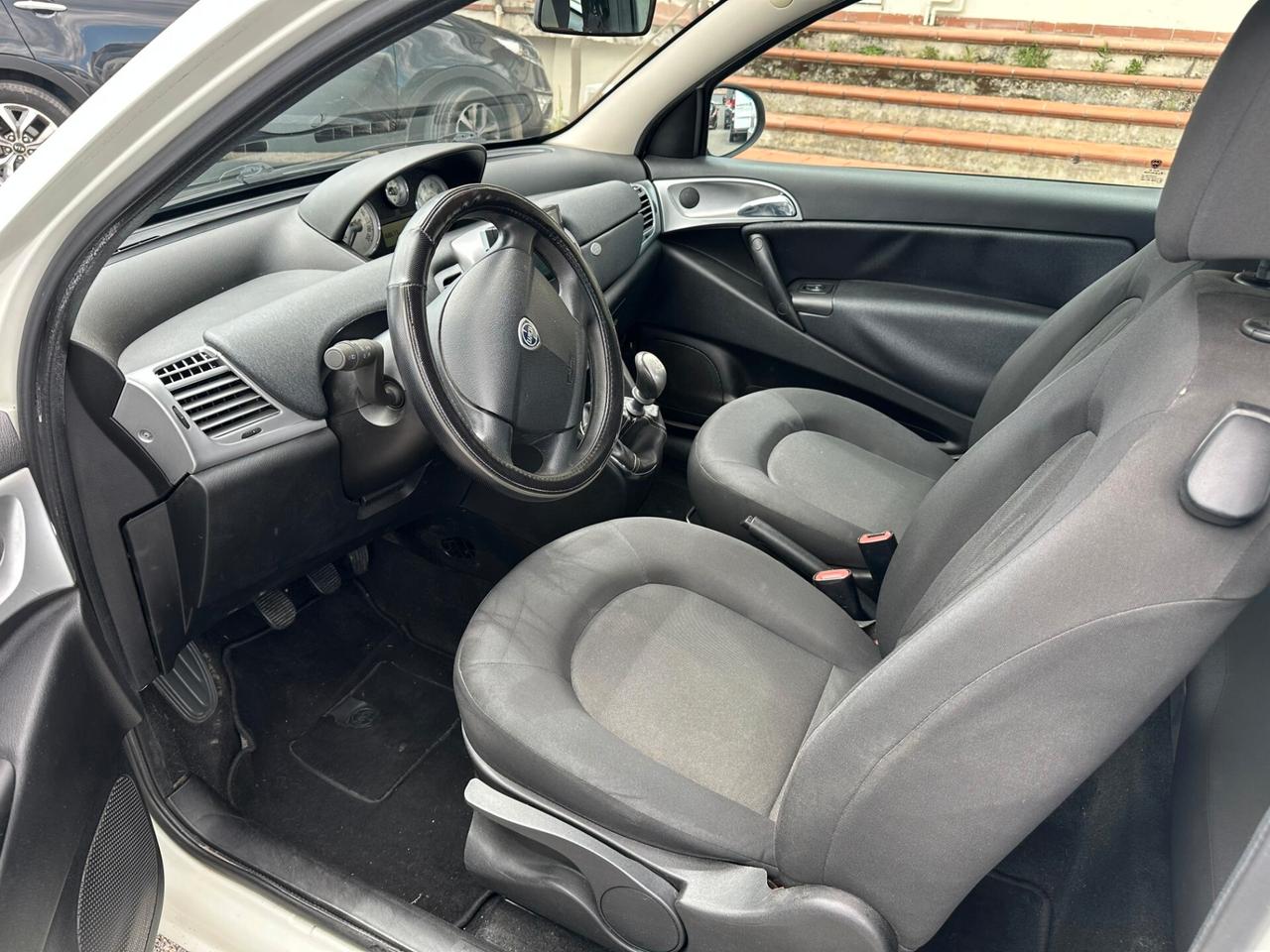 Lancia Ypsilon 1.2 69 CV Diva