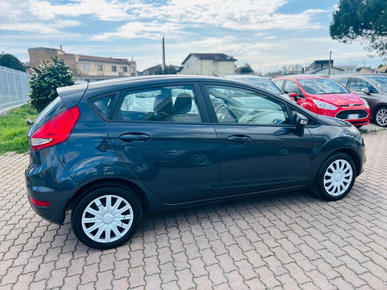 Ford Fiesta 1.4 TDCi 5p. Titanium