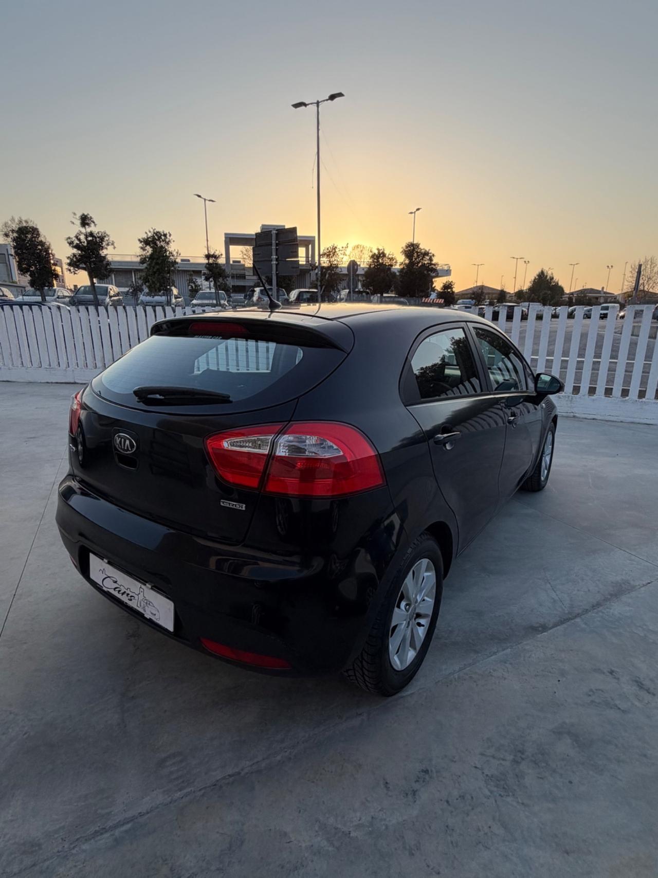 Kia Rio 1.1 CRDi 5p. Cool