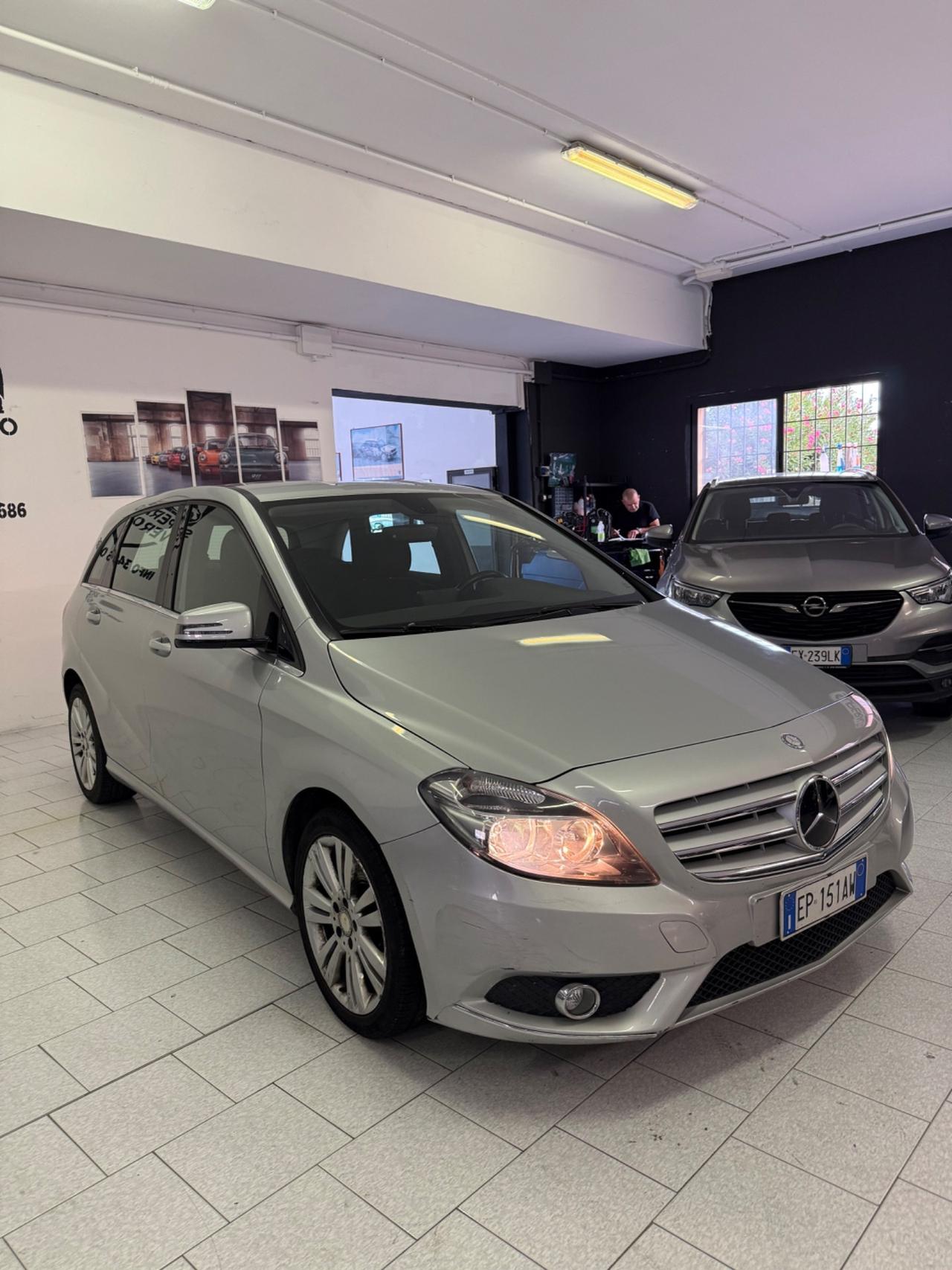 Mercedes-benz B 180 CDI Premium