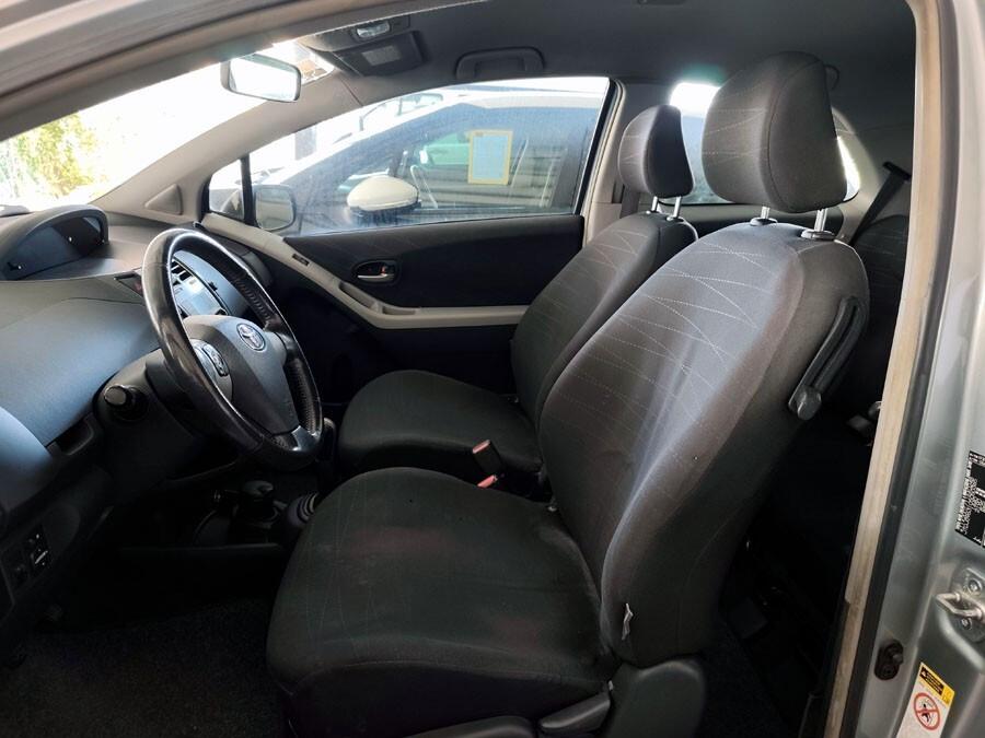 Toyota Yaris 1.0 3 porte Sol