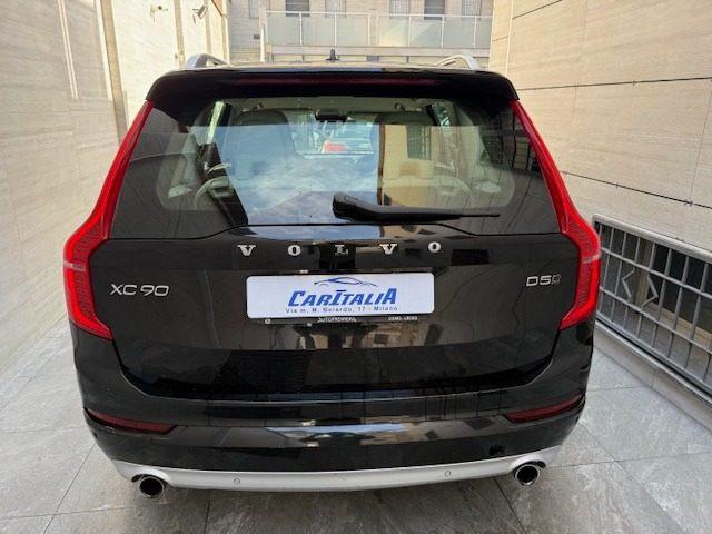 VOLVO XC90 D5 AWD Geartronic 7 posti Momentum