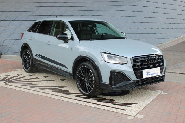 AUDI Q2 35 TFSI S tronic Identity Black