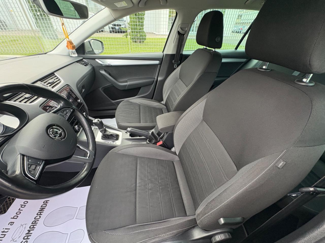 Skoda Octavia 1.4 TSI Wagon Executive G-Tec 2017