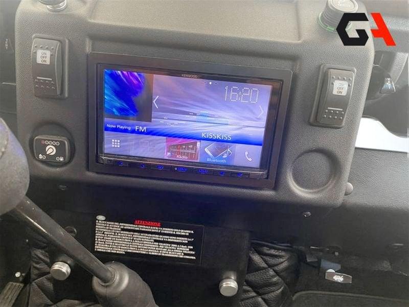 Land Rover Defender 90 2.0