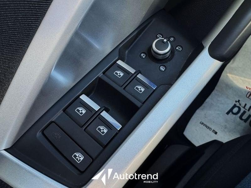 Audi Q3 35 TDI 150 CV Automatica NAVI LED Business