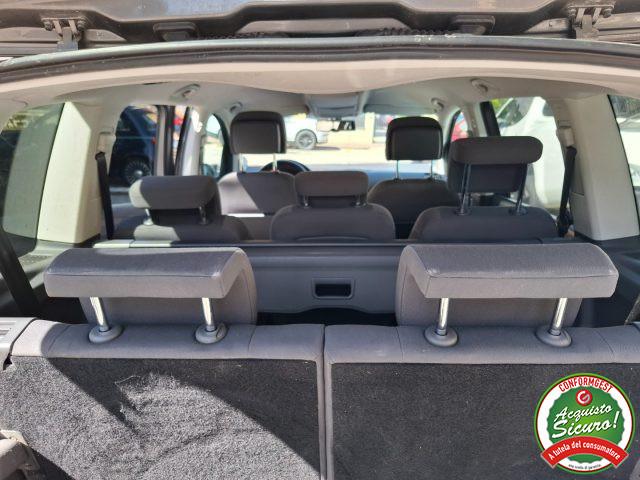 VOLKSWAGEN Touran Business 1.6 TDI DSG Comfortline 7 POSTI