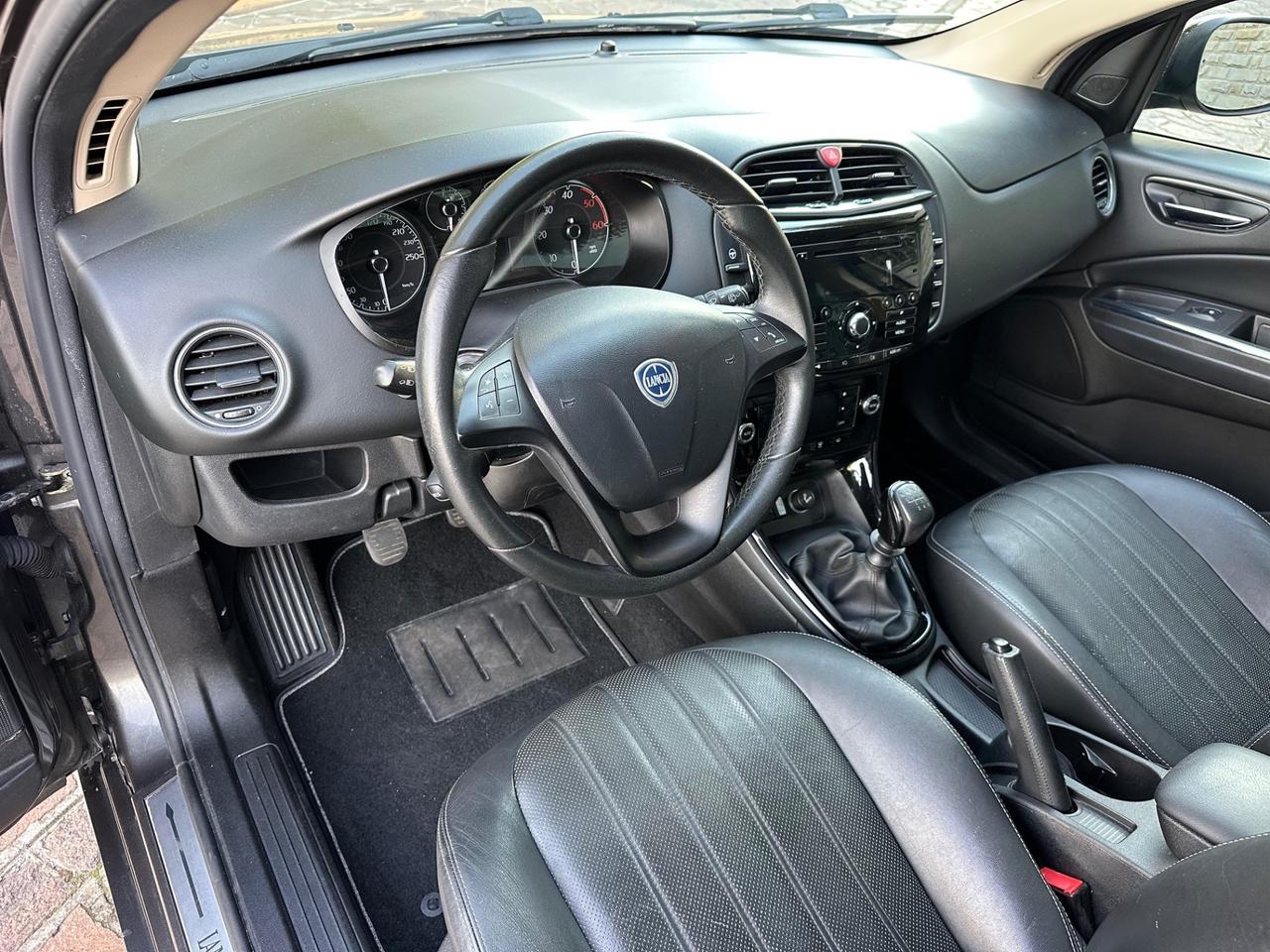 Lancia Delta 1.6 MJT DPF Silver tetto apr int pelle