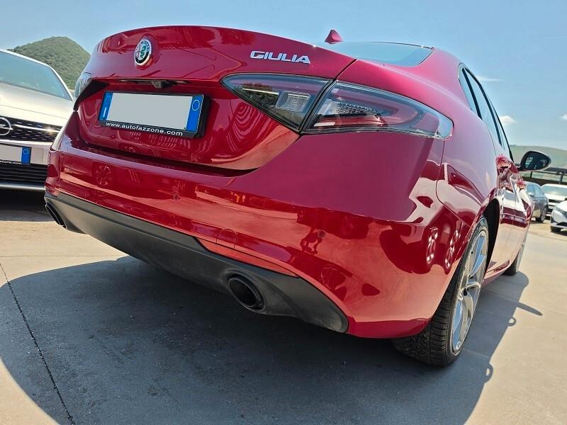 ALFA ROMEO Giulia 2.2 TD 160 AT8 Ti NAV PELLE PARK CAM