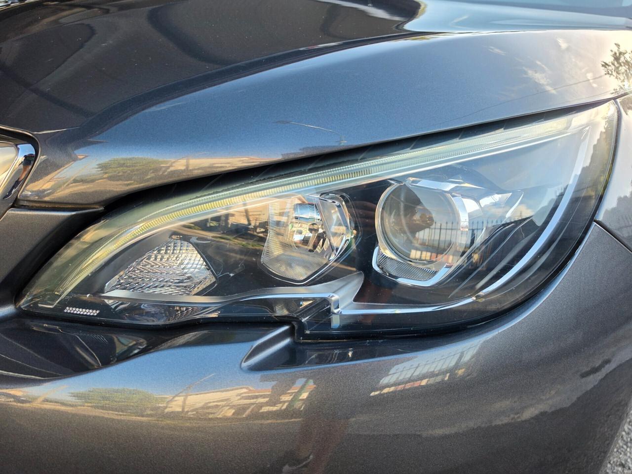 Peugeot 308 BlueHDi 100 S&S FULL