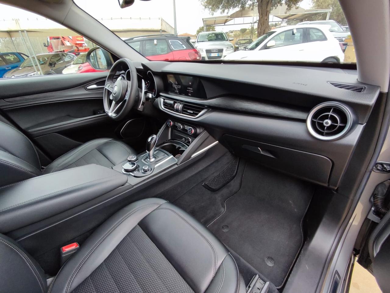 Alfa Romeo Stelvio 2.2 Turbodiesel 190 CV AT8 Q4 B-Tech