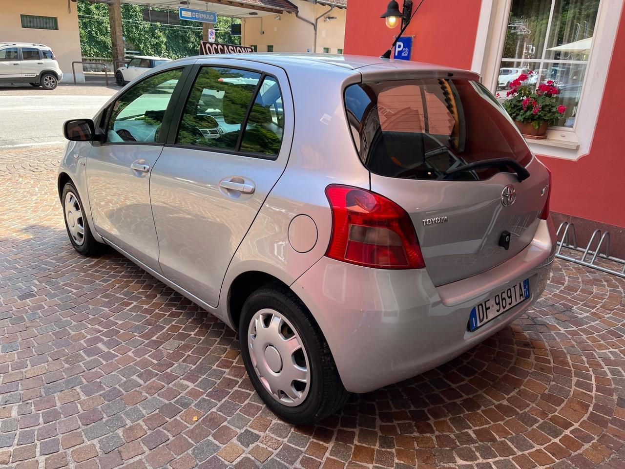 Toyota Yaris 1.4 TURBO DIESEL