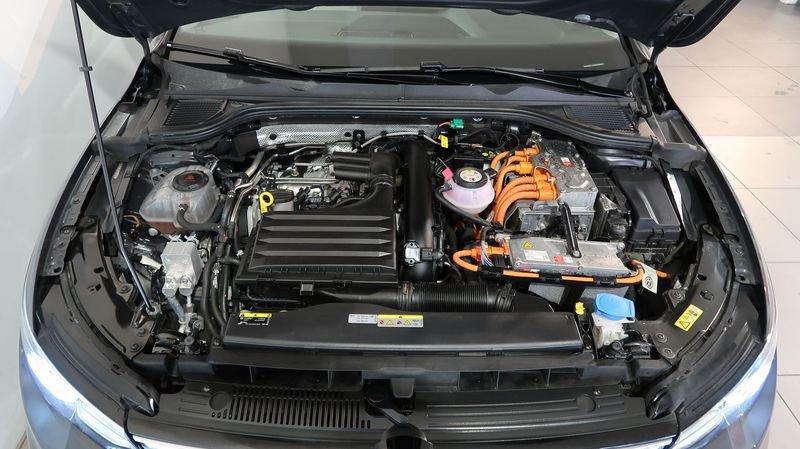 Volkswagen Golf 1.4 TSI eHYBRID 204 CV DSG Style