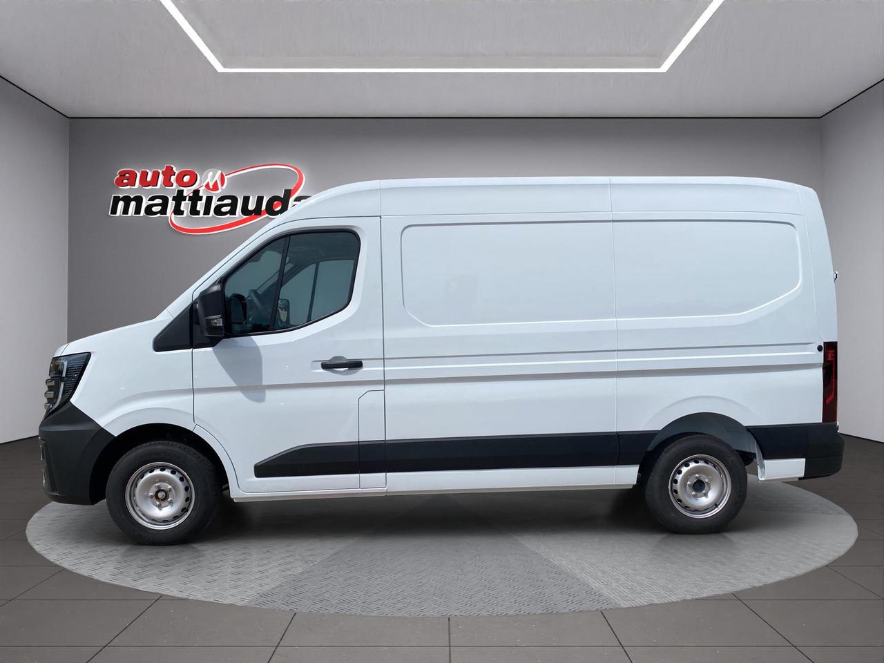 Nissan Interstar fwd 35 2.0 dci 130cv L2H2 N