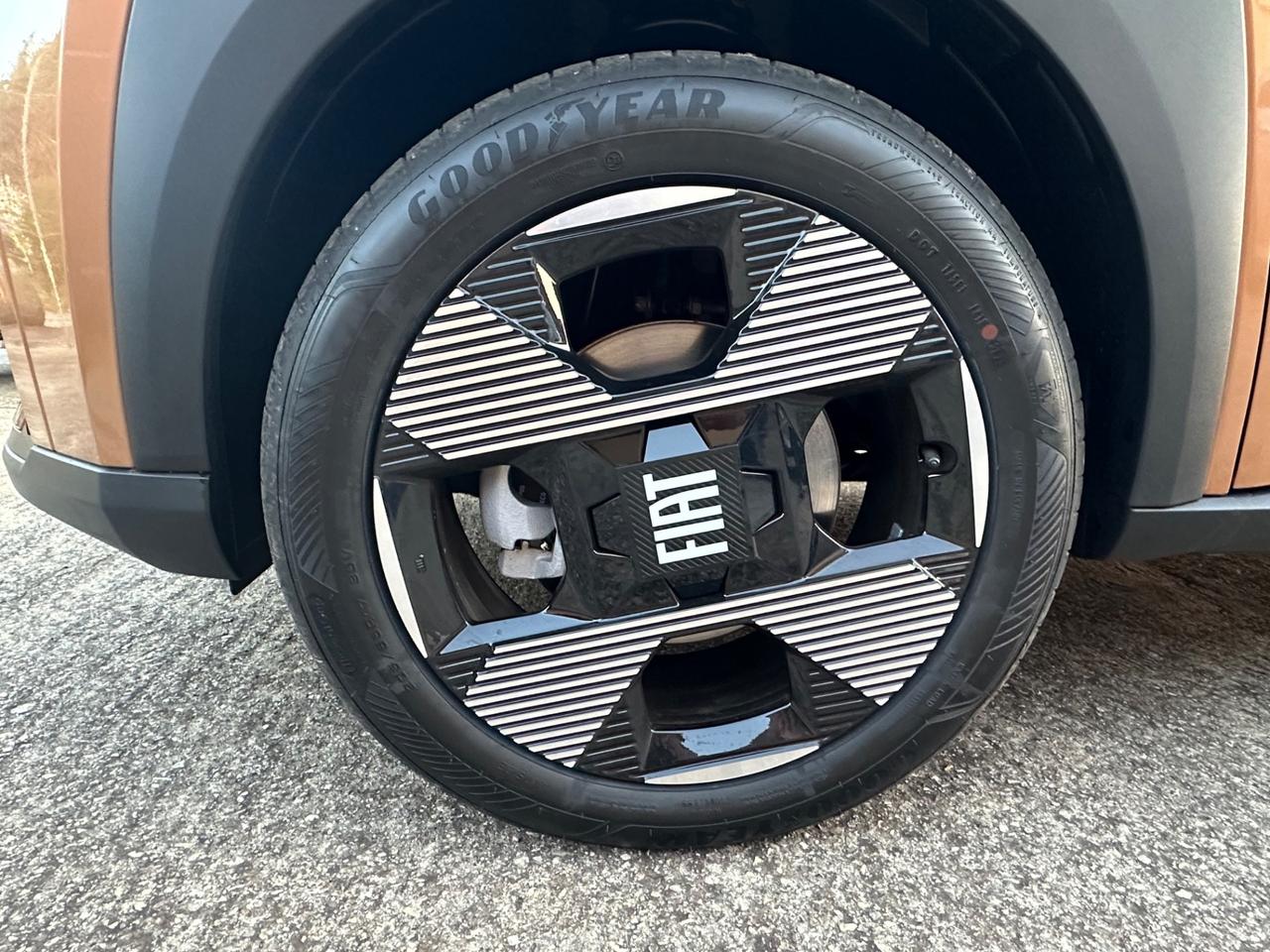 Fiat Grande Panda 1.2 Hybrid 110 CV S&S La Prima