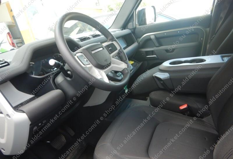 Land Rover Defender LAND ROVER DEFENDER 3.0 D6 200 110 AWD AUTO. FP