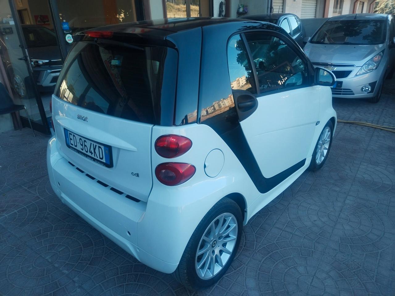 Smart ForTwo 800 40 kW coupé passion cdi