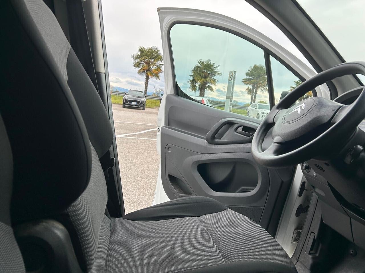 Citroen Berlingo BlueHDi 100 VAN 3 posti SPOTICAR