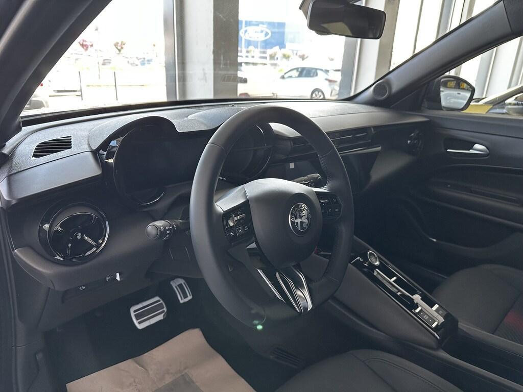 Alfa Romeo Alfa Romeo Junior 1.2 Hybrid ibrida Speciale eDCT6