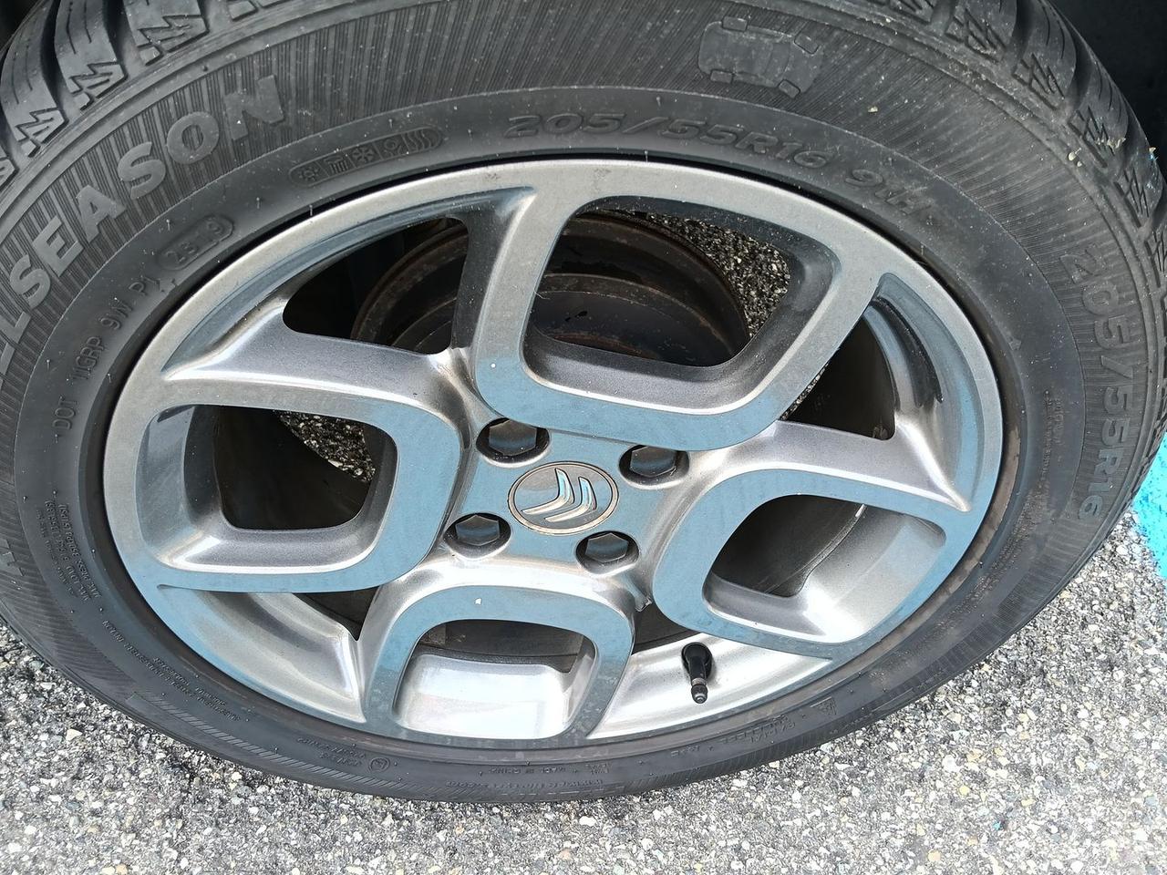 Citroen C4 Cactus 1.2 82 cv SHINE #12128