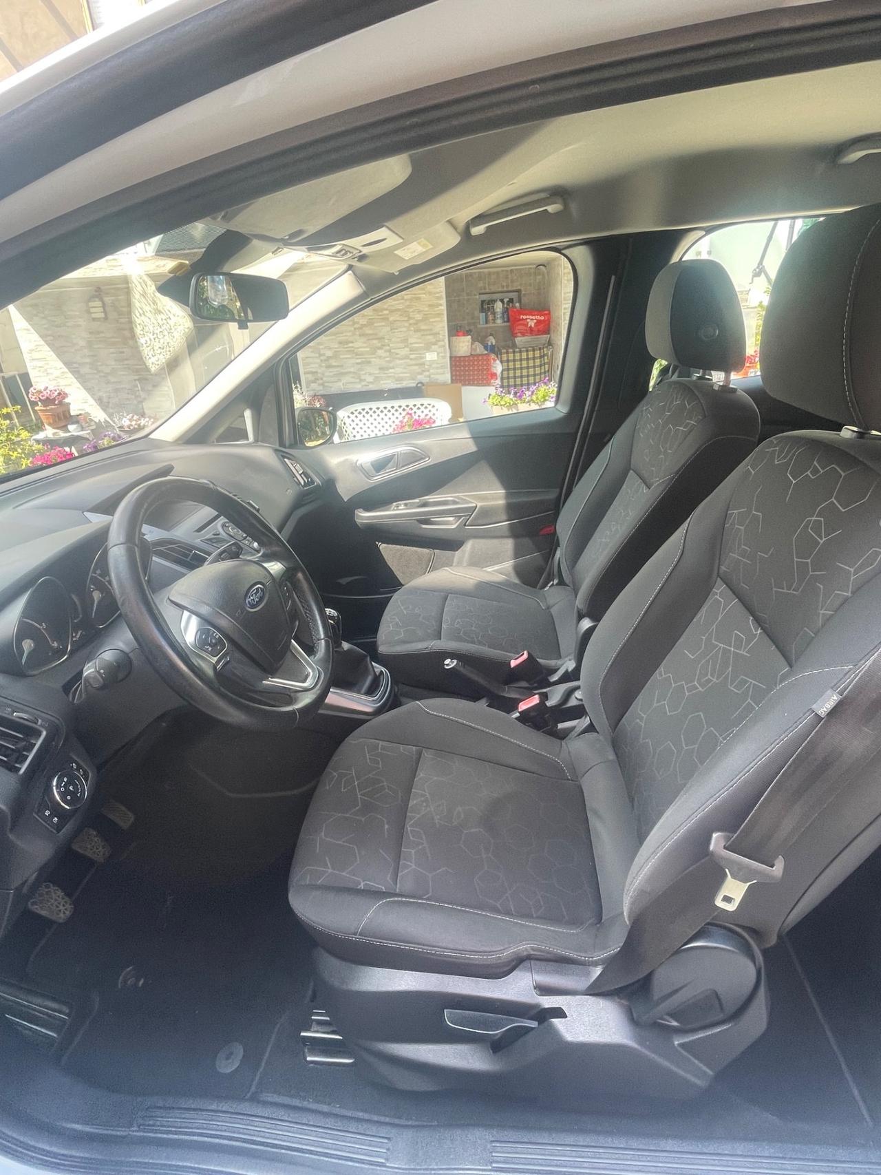 Ford B-Max 1.5 TDCi 75 CV Titanium anno 2016 ok x neo pat
